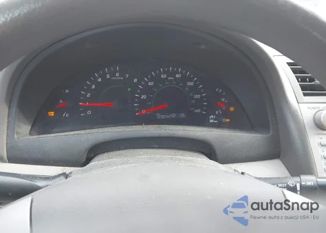 2008 Toyota Camry Le z USA, uszkodzony, nr VIN 4T1BE46K08U760262